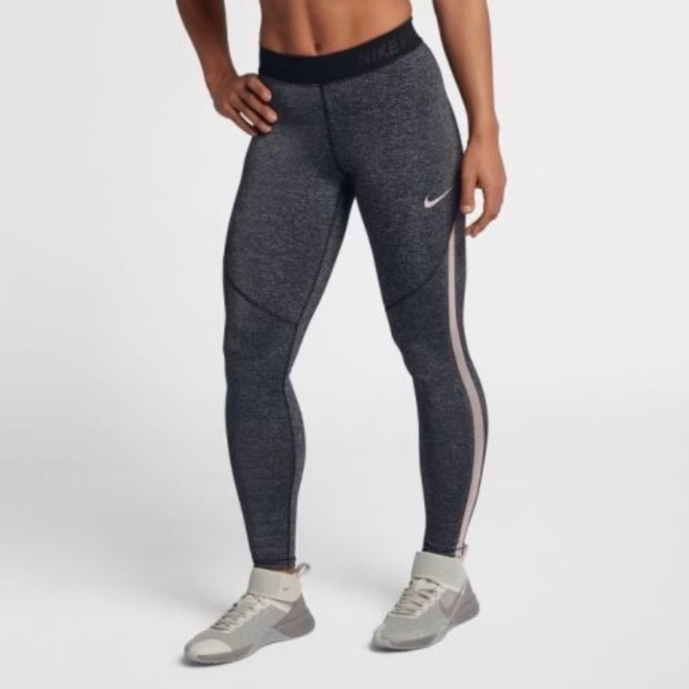 Nike Pro Hypercool Leggings in Size Small
